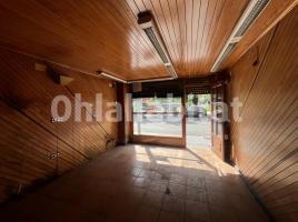 For rent business premises, 52 m², Avenida Alcalde Porqueres