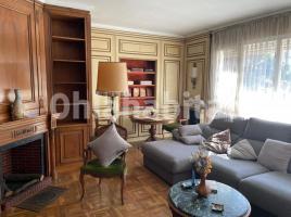 Piso, 174 m², cerca bus y metro