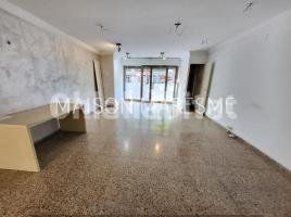 For rent business premises, 66 m², Calle ZONA GAVARRA, S/N