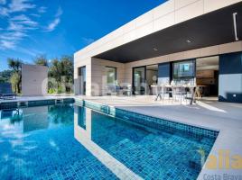  (xalet / torre), 181 m², presque neuf
