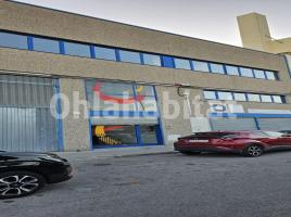 Nau industrial, 898 m², Pasaje de Milans