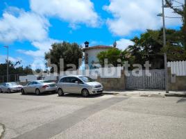  (xalet / torre), 95 m², près de bus et de train, Calle Àries