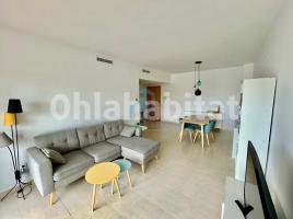 Pis, 79 m², prop de bus i tren, Calle de Maria Castillo
