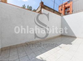Pis, 102 m², prop de bus i tren, nou, Calle de Florència
