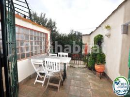 Casa (unifamiliar aislada), 246 m², Calle Catalunya