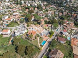 Houses (detached house), 546 m², Zona