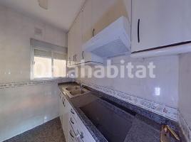 Piso, 56 m², cerca de bus y tren, Calle del Pilar
