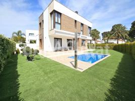 Casa (unifamiliar aïllada), 529 m², nou, Calle Galileu