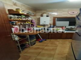 Flat, 58 m², near bus and train