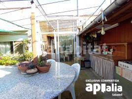 Casa (unifamiliar adosada), 358 m², cerca de bus y tren