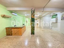 Local comercial, 170 m², cerca de bus y tren, Calle de les Açores