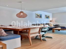Houses (villa / tower), 230 m², almost new
