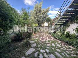  (unifamiliar adossada), 275 m², près de bus et de train, Calle d'Orient