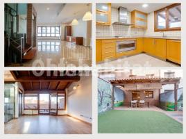  (unifamiliar adossada), 415 m², presque neuf, Zona