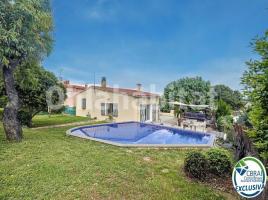 Casa (xalet / torre), 144 m², Calle Castelló, 57