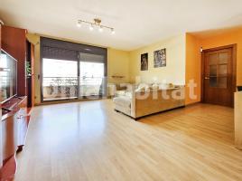 Piso, 103 m², cerca de bus y tren, seminuevo, Calle de Melzo