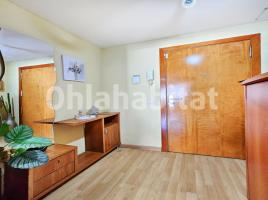 Piso, 103 m², cerca de bus y tren, seminuevo, Calle de Melzo