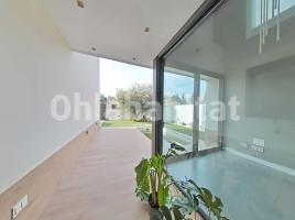  (xalet / torre), 268 m², presque neuf