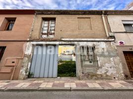 , 104 m²