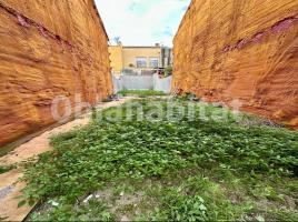 , 104 m²