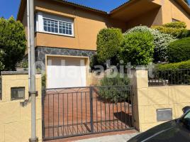 Casa (xalet / torre), 200 m²