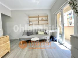 Piso, 57 m², cerca bus y metro, Calle de Emilia Pardo Bazán