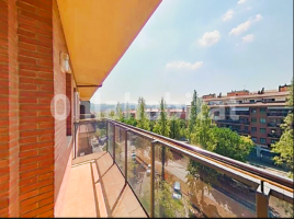 Flat, 97 m², near bus and train, almost new, Paseo de Francesc Macià, 86