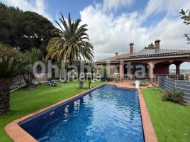 Houses (detached house), 515 m², almost new, Zona