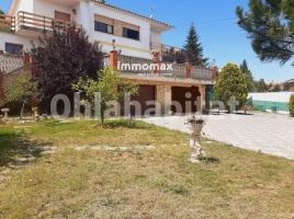 Casa (unifamiliar adosada), 360 m², Zona