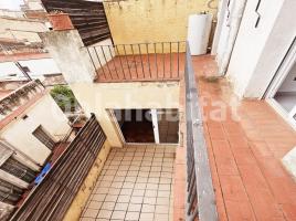 Casa (unifamiliar adossada), 124 m², prop de bus i tren