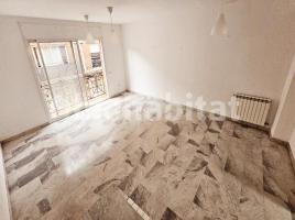  (unifamiliar adossada), 124 m², presque neuf