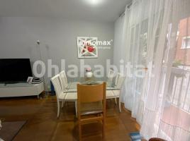 Pis, 81 m², Zona