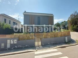 Casa (chalet / torre), 350 m², nuevo