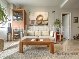 Pis, 104 m², Zona