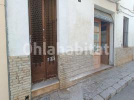 For rent business premises, 138 m², near bus and train, Calle de Sant Lli
