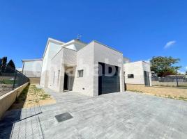 Obra nueva - Casa en, 173 m², nuevo, Calle Isidre Nonell , 10
