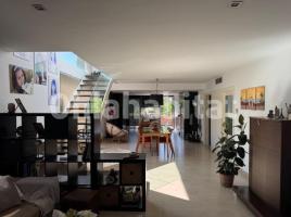  (xalet / torre), 250 m², presque neuf
