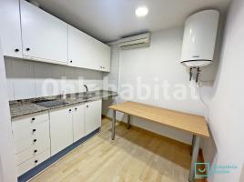 Lloguer apartament, 35 m², Calle d'Estruc