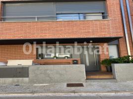 Casa (unifamiliar adossada), 248 m², seminou, Calle de l'Abat Escarré