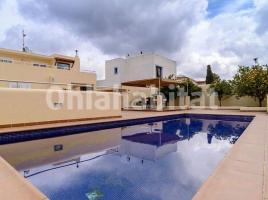 For rent Houses (villa / tower), 260 m²