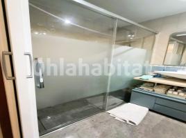 Attic, 172 m², near bus and train, almost new, Calle Republica Portuguesa