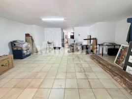 Business premises, 65 m², Zona
