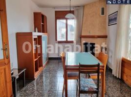 Casa (unifamiliar aislada), 228 m², Zona