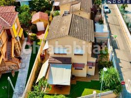 Houses (terraced house), 128 m², almost new, Zona
