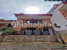  (unifamiliar adossada), 187 m², Zona