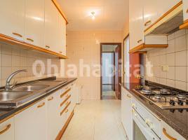 Piso, 80 m², cerca de bus y tren, Calle Siurana, 2