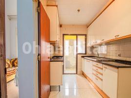 Piso, 80 m², cerca de bus y tren, Calle Siurana, 2