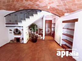 Casa (unifamiliar adosada), 174 m²