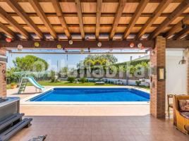  (unifamiliar aïllada), 380 m², presque neuf, Zona
