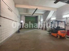 For rent otro, 350 m², Calle de la Festa Major d'Iquique, 36